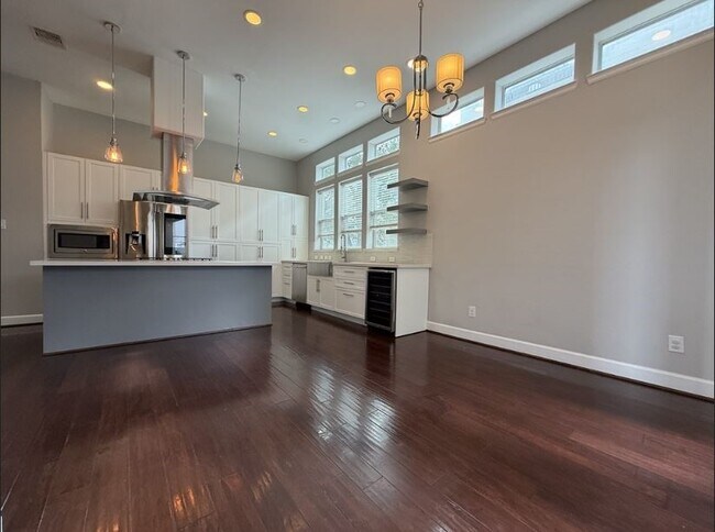 Foto del edificio - 2906 Baer St