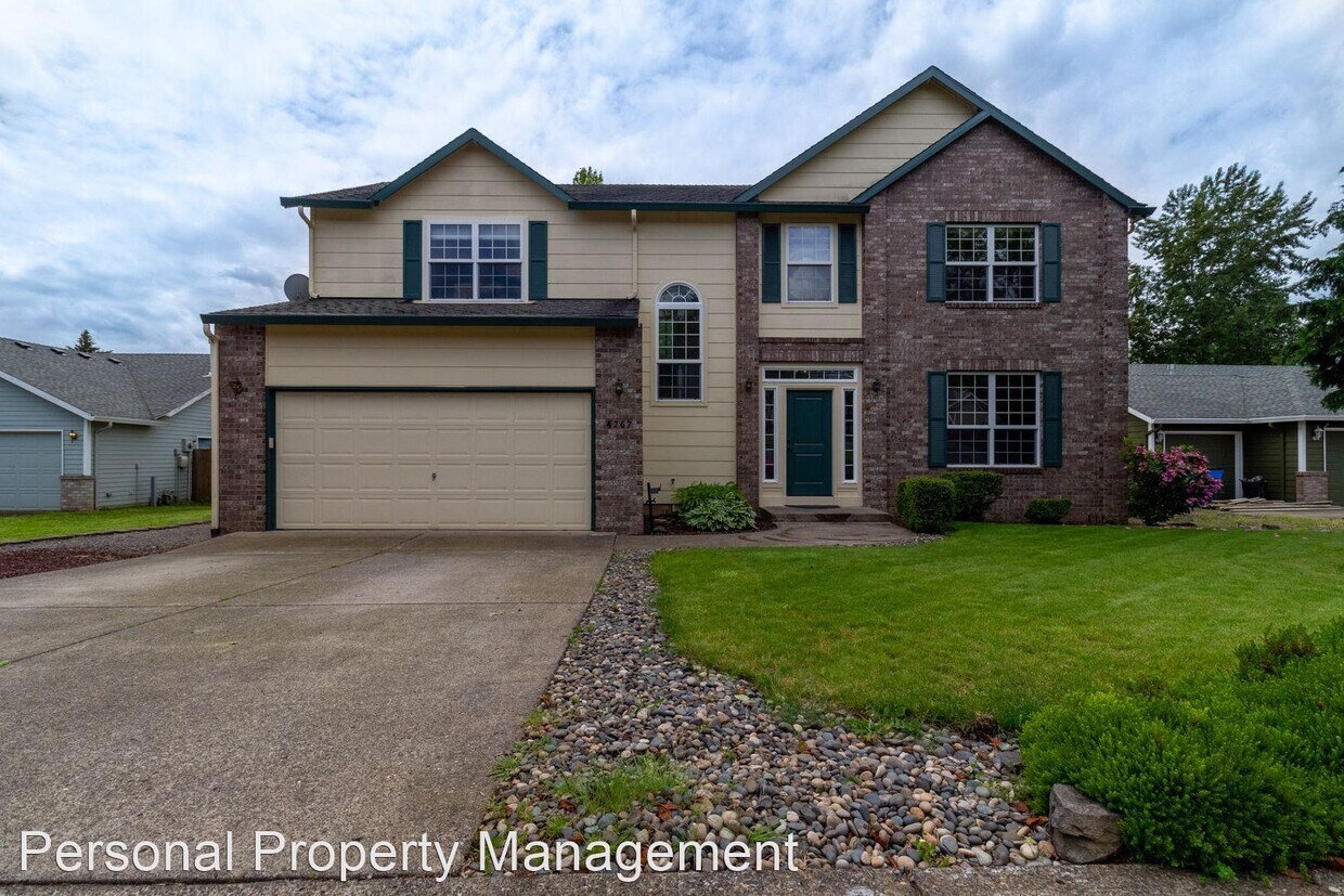 3 br, 2.5 bath House 4767 R Drive House Rental in Washougal, WA