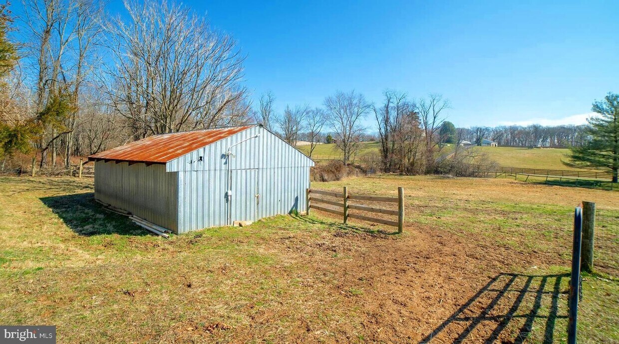 Primary Photo - 14132 Rover Mill Rd