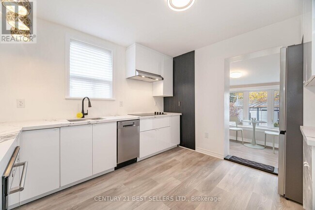 Building Photo - 204 Summerhill Ave