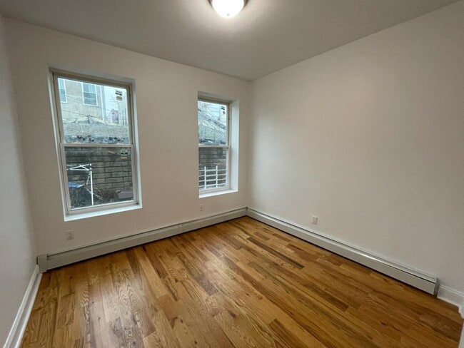 Building Photo - 647 New Jersey Ave