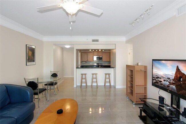 Foto del edificio - 345 Bayshore Blvd
