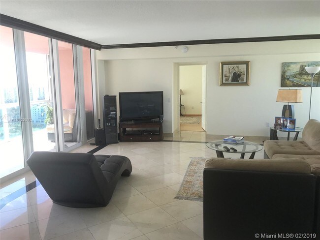 Foto del edificio - 3370 Hidden Bay Dr