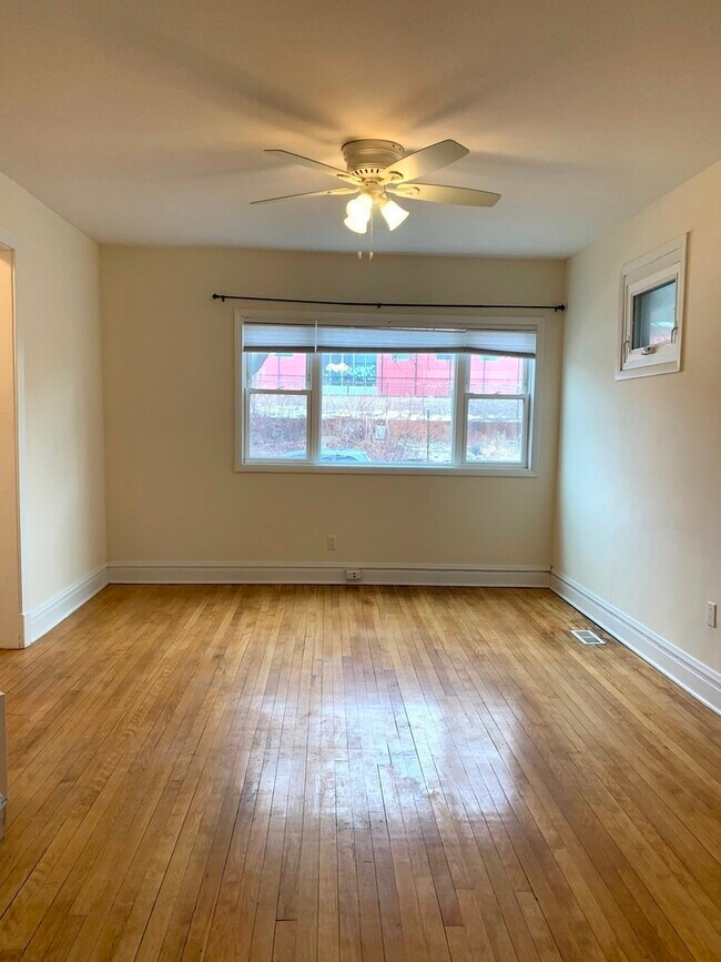 Foto del edificio - 5419 N Ravenswood Ave