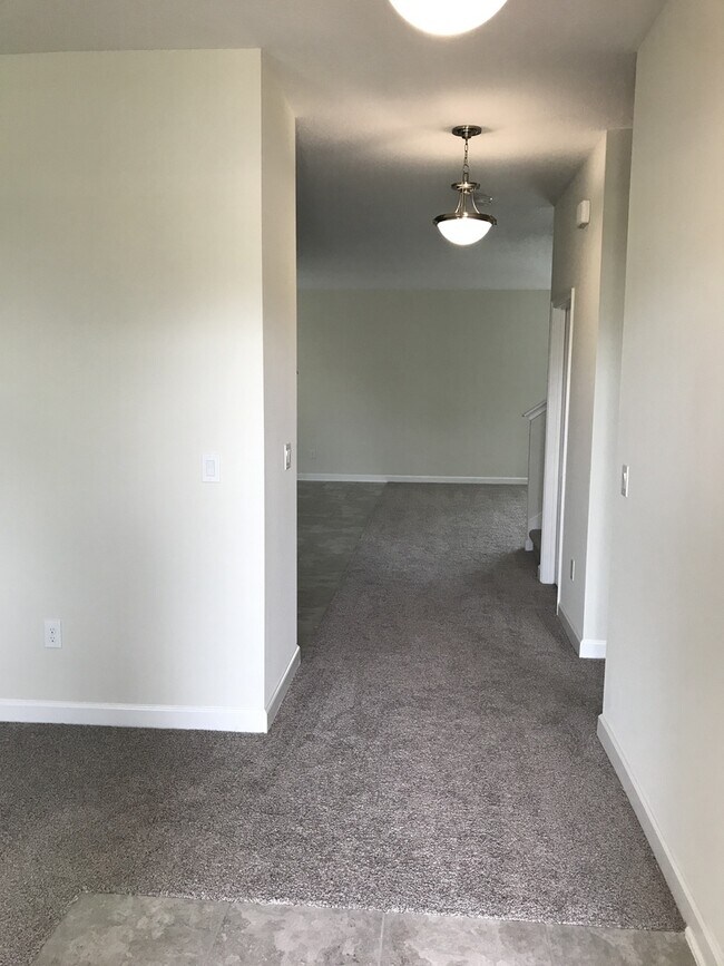 Foto del edificio - 5/3 Lake Nona/Moss park Home with FREE Lawncare, Internet, Cable and Phone