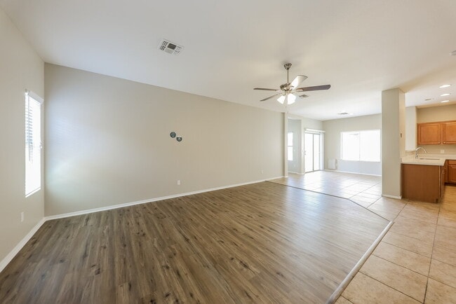 Foto del edificio - 16724 N 177th Ave
