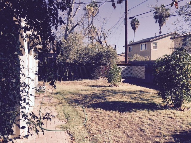 Foto del edificio - 17048 Wyandotte St