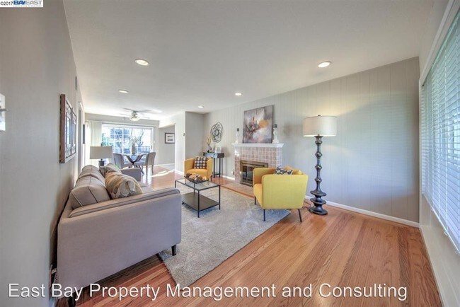 Foto del edificio - 3 br, 1 bath House - 4227 Mabel Ave