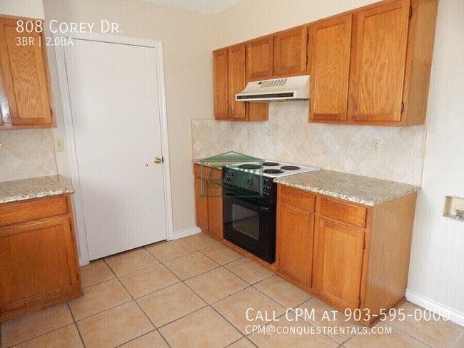 Foto del edificio - 808 Corey Dr