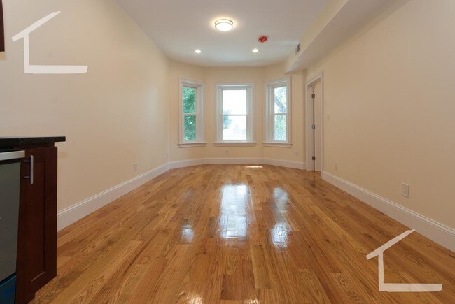 Foto del edificio - 79 Brighton Ave