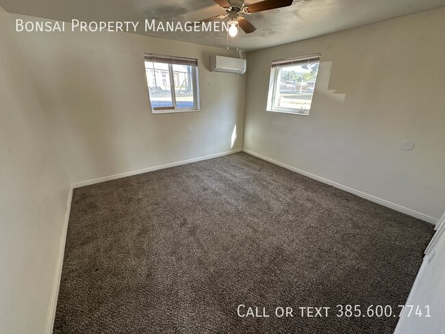Building Photo - 997 Chapel Dr