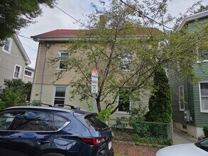 Building Photo - 153 Hamilton St