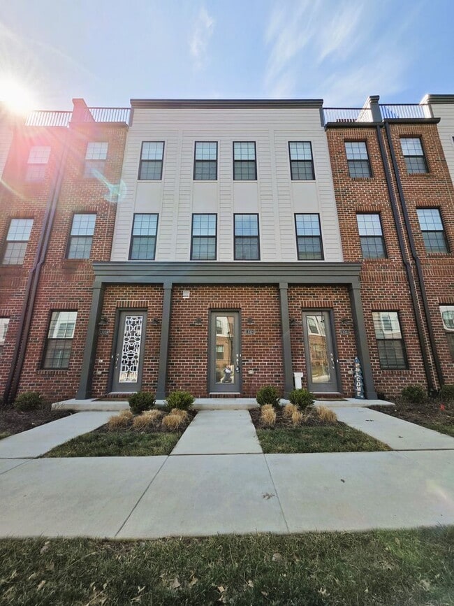 Building Photo - 13321 Garland Ln