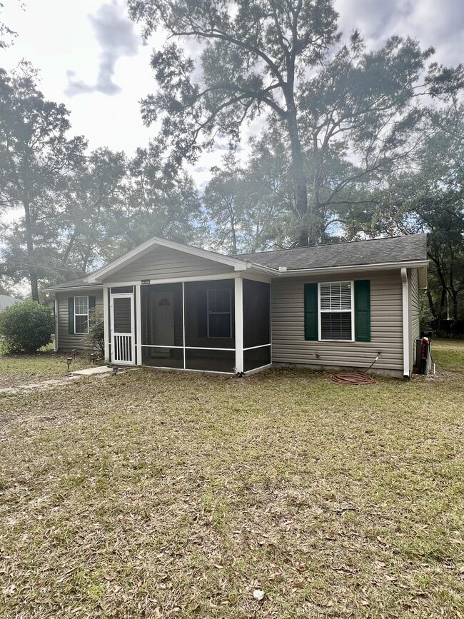 Photo - 102 W F Magers Rd House