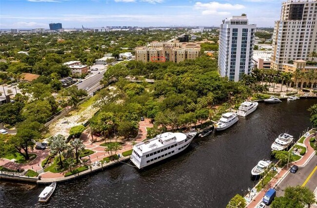 Foto del edificio - 520 SE 5 Ave