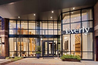 Building Photo - Everly