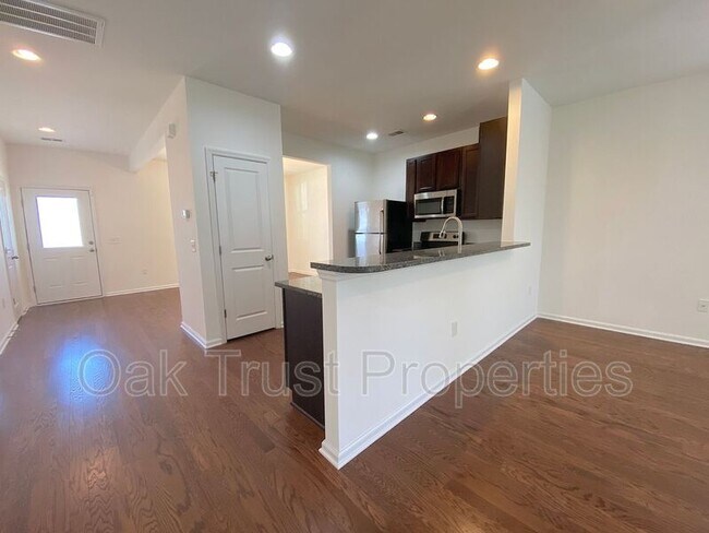 Foto del edificio - 9139 Parlor Dr