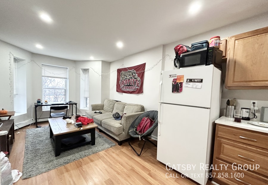 Photo - 92 Hammond St.-5R
