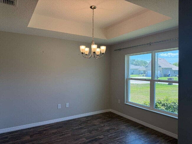 Foto del edificio - Beautiful and Spacious 3/2 with Separate Entrance 1/1 In-Law Suite, RV Parking