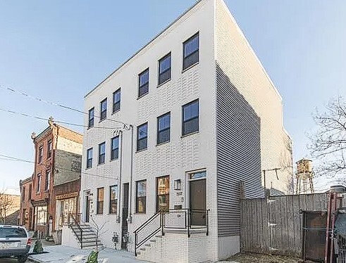 Building Photo - 1517 N 27th St