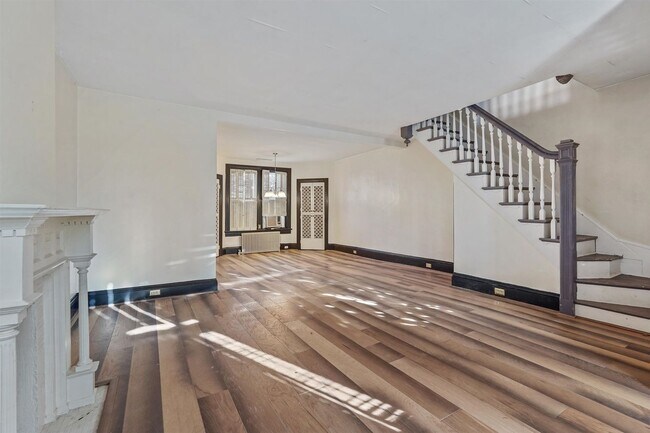 Foto del edificio - Spacious 5 Bedroom, 1.5 Bath Home in York, Pa!