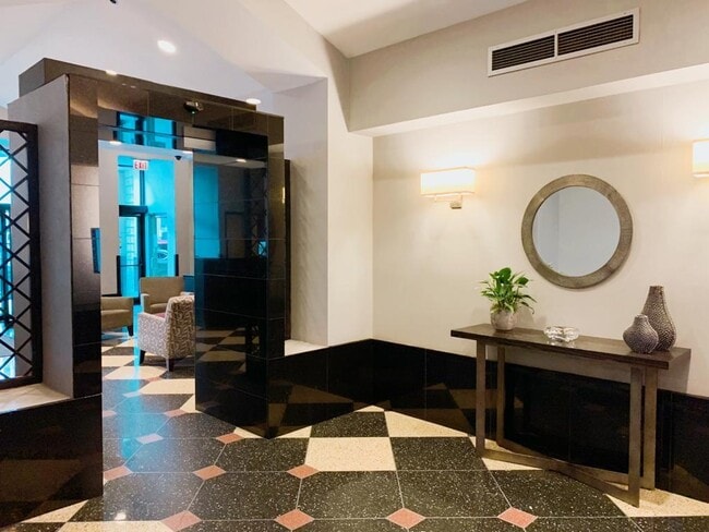 Foto del edificio - 111 W Maple St