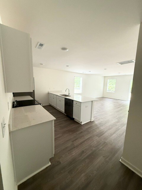 Foto del edificio - 2429 Brookville Dr
