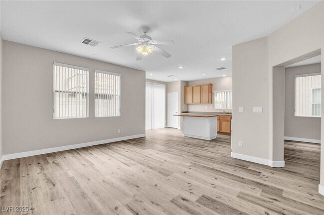Foto del edificio - 4857 Eureka Diamond Ct