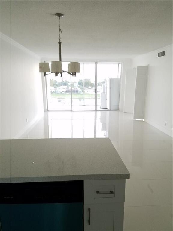 Foto del edificio - 3150 N Course Ln