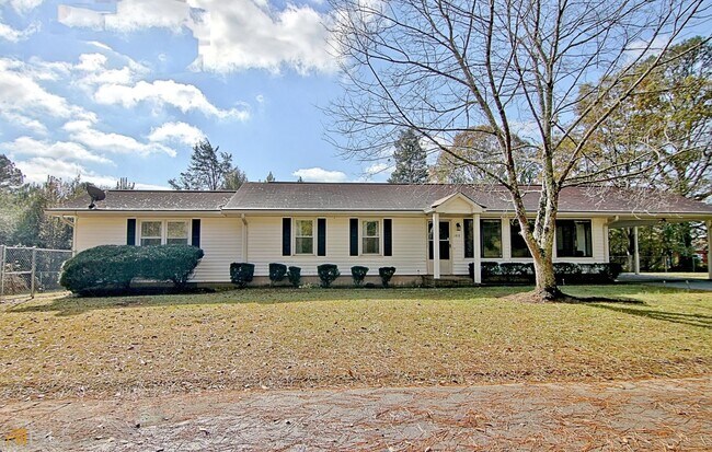 Foto del edificio - 155 Long Rd