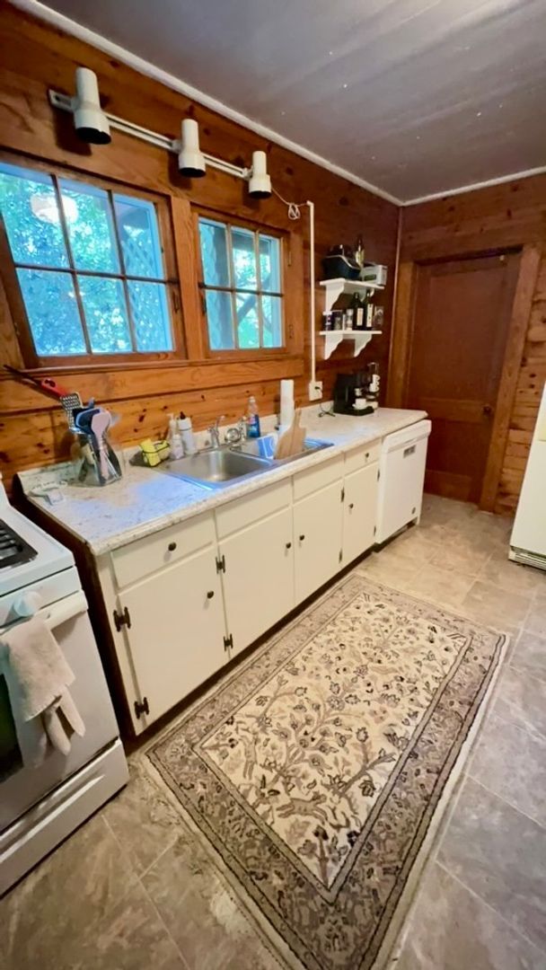 Foto del edificio - 540 Chase Park Rd