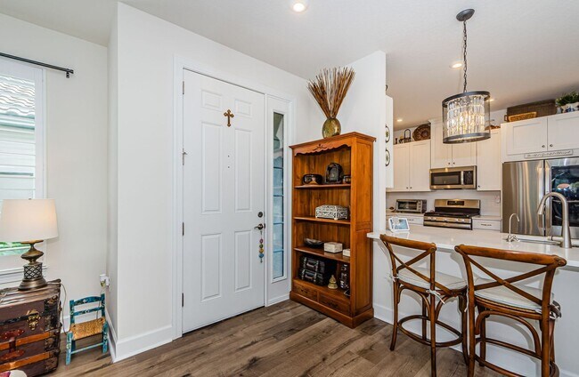 Foto del edificio - Beautiful Pool home in Starkey Ranch avail...