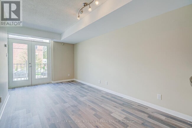 Building Photo - 31-3131 Sudbury St