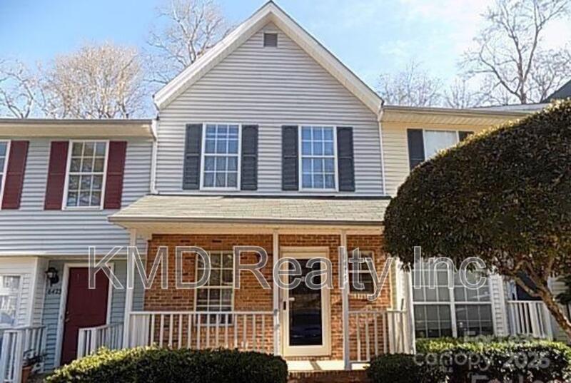 Foto principal - 6425 Windsor Gate Ln