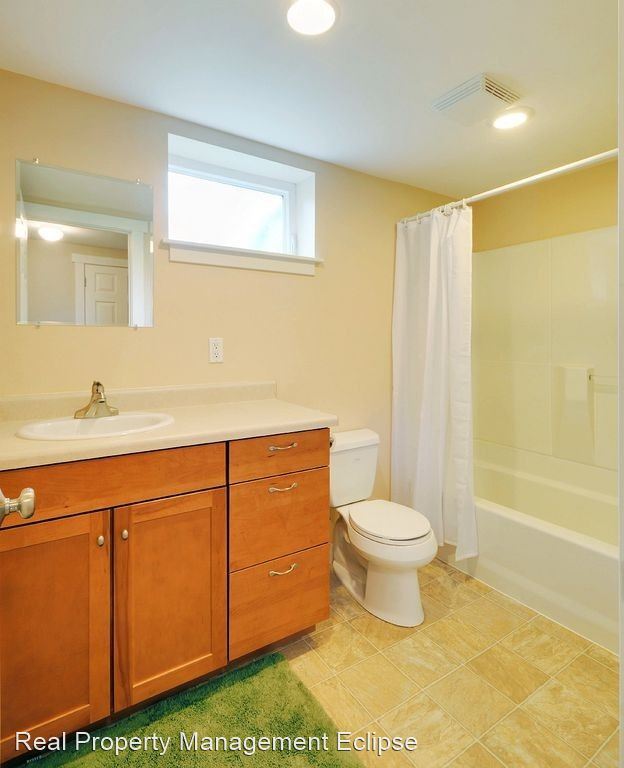 Foto del edificio - 4 br, 2 bath House - 3832 NE 85th St