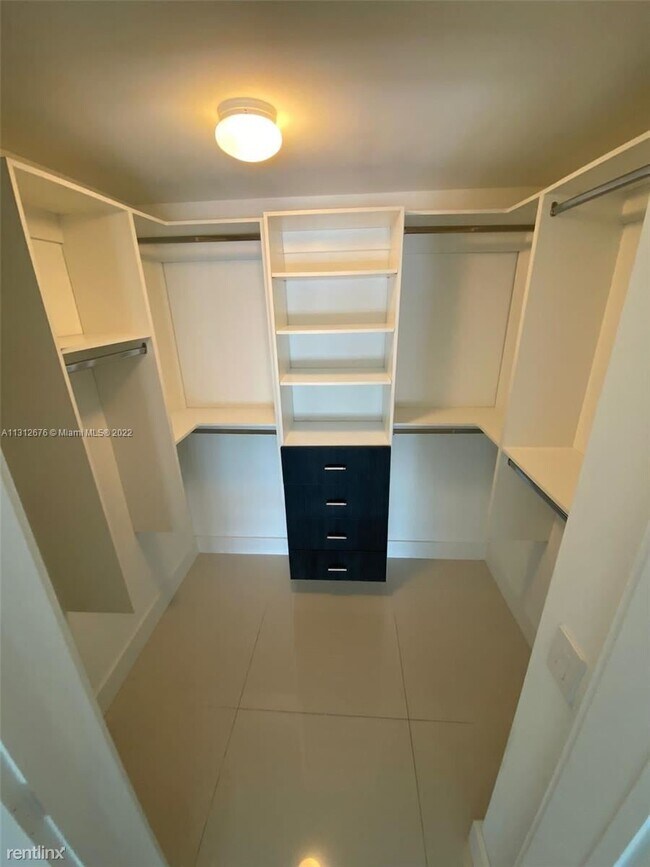 Foto del edificio - 2 br, 3 bath Condo - 650 NE 32nd St Unit 1504
