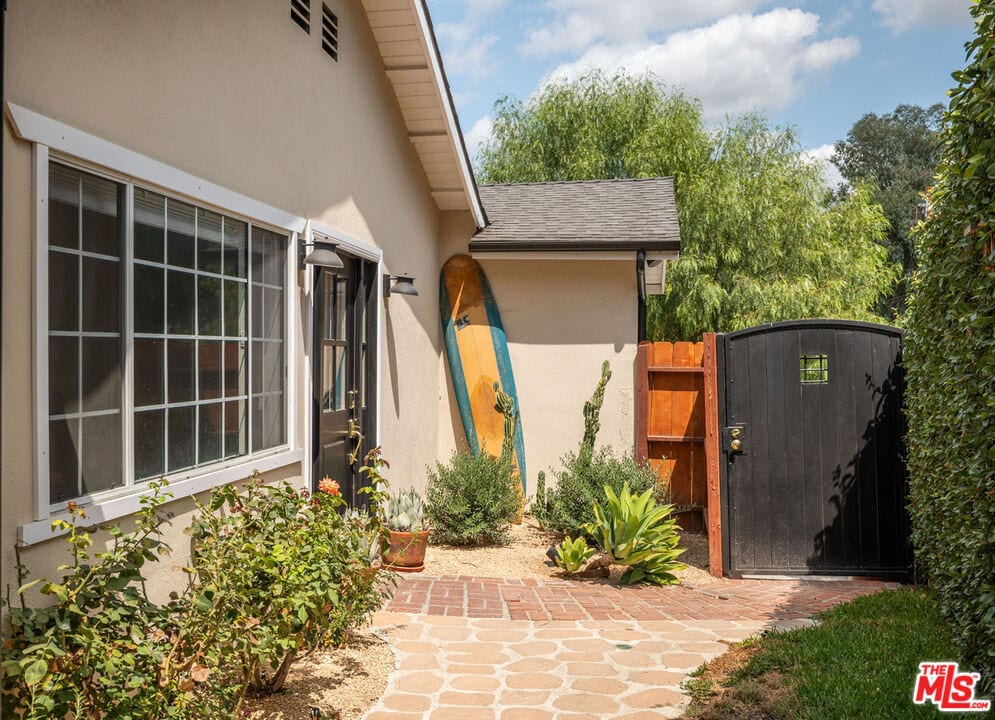 Foto principal - 5239 San Feliciano Dr