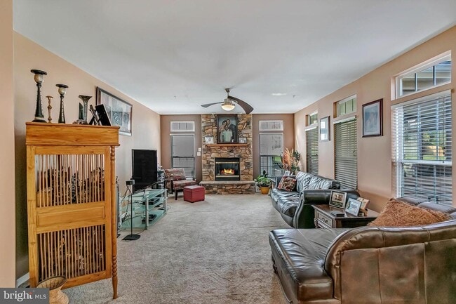 Building Photo - 7303 Gambier Dr