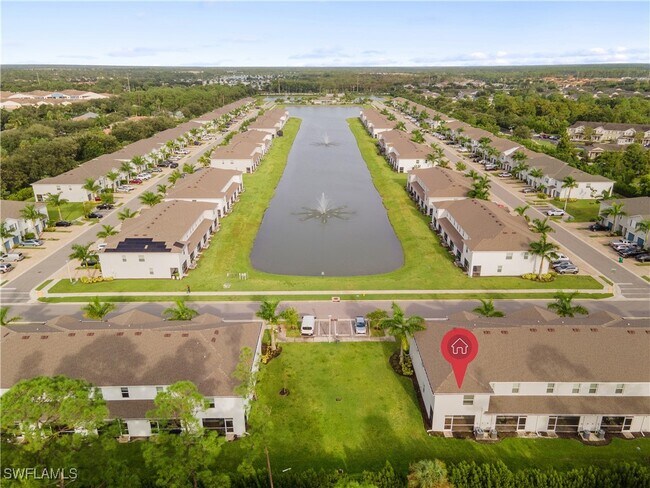 Foto del edificio - 15245 Wildflower Cir