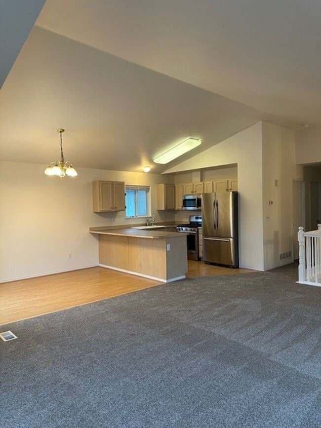 Foto del edificio - Tranquil Cul-de-Sac Charm: Inviting 3BR, 2BA Home in South Anchorage