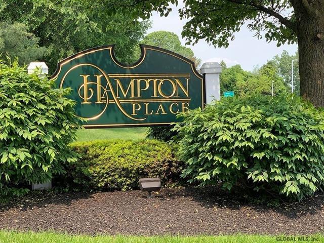 Primary Photo - 711 Hampton Pl Blvd