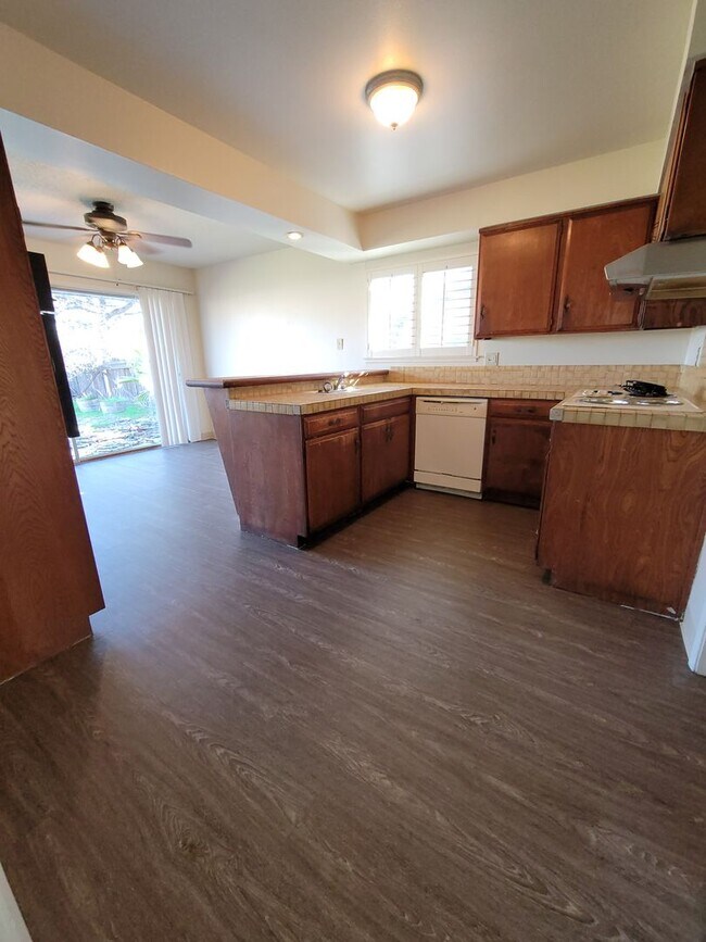 Foto del edificio - Avail Now