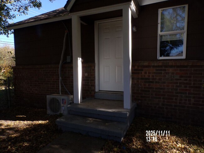 Foto del edificio - 1607 NW Lincoln Ave