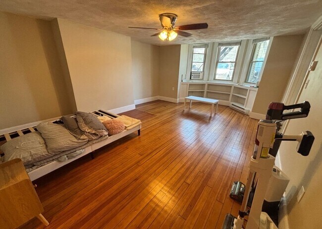 Foto del edificio - 360 Tappan St
