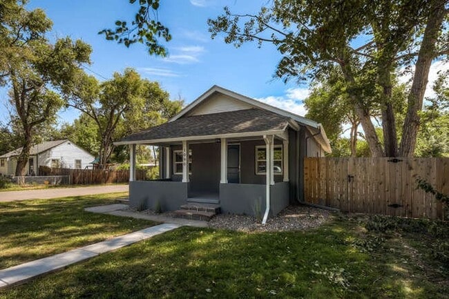Building Photo - Wonderful Lakewood Home! Close to Light Rail