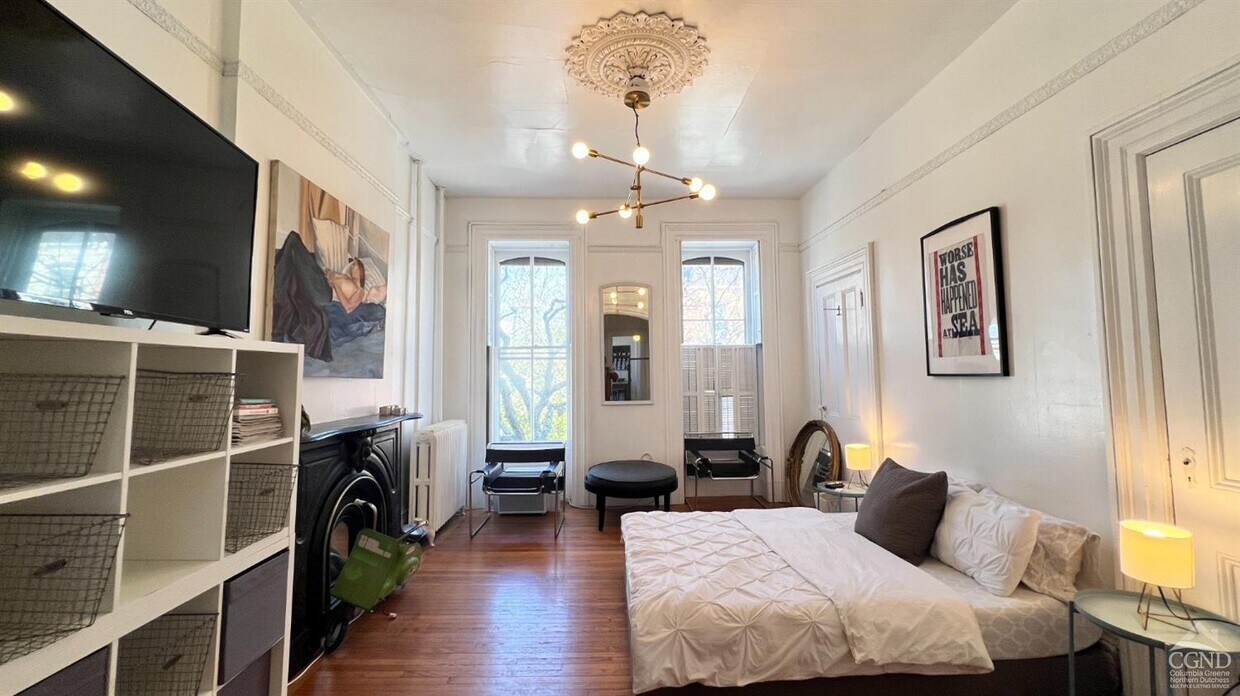 Foto principal - 119 Warren St