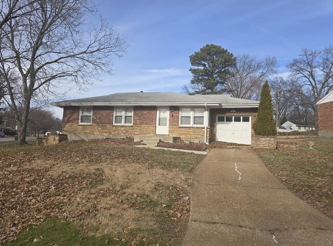 Photo - 1255 Bosworth Dr House