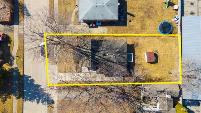Building Photo - 17511 Castle St