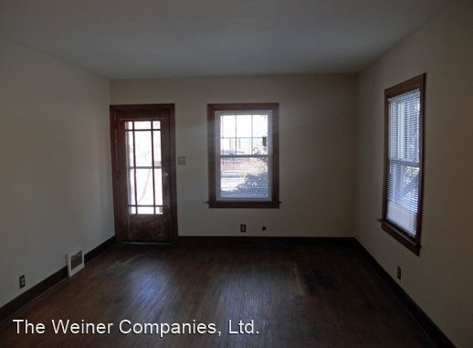 Building Photo - 2 br, 1 bath House - 512 N. James St.
