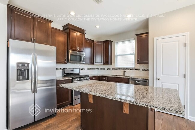 Building Photo - 3952 White Kestrel Dr